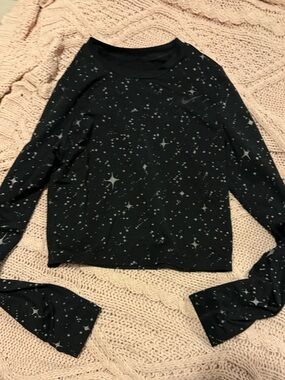 Nike Pro Black Star dri-fit Long Sleeve Crop workout yoga athletic shirt